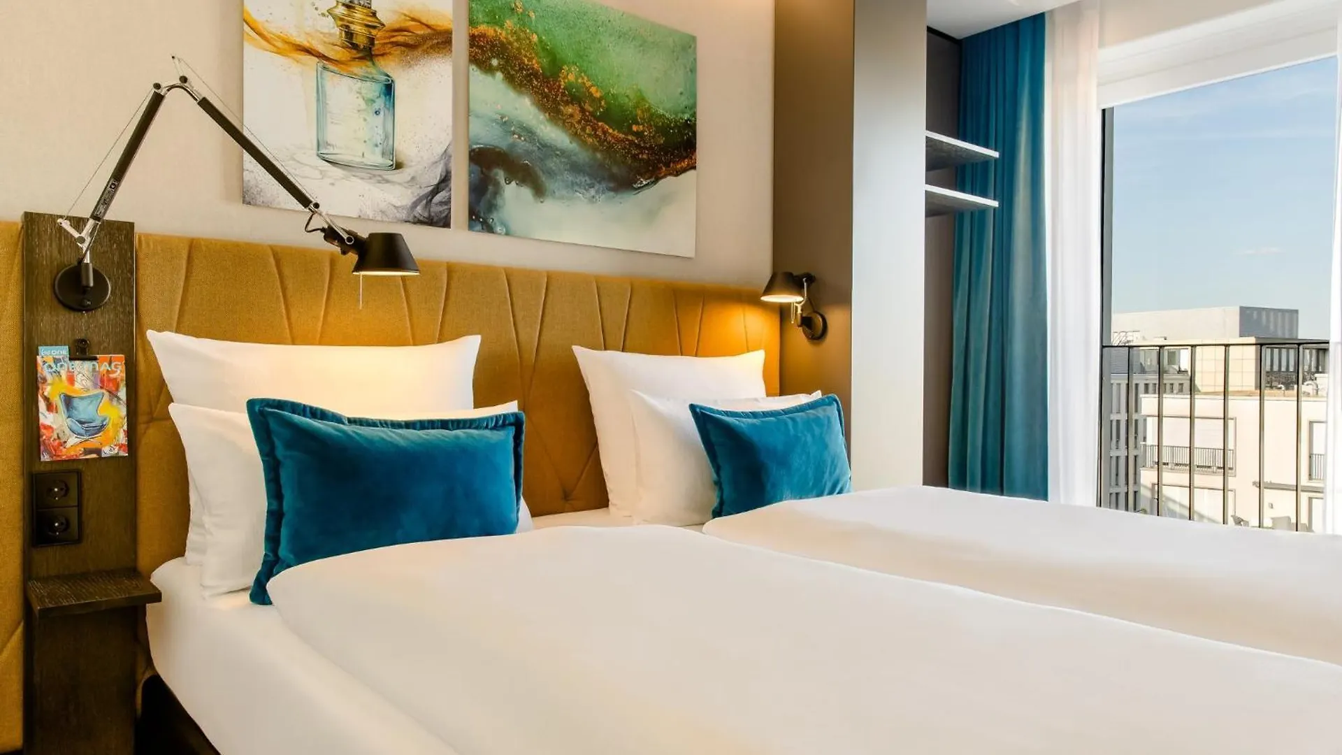 Motel One Koeln-Altstadt Кёльн